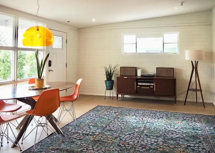 4 Bedroom By Asu Heated Pool And Hot Tub Holiday home *