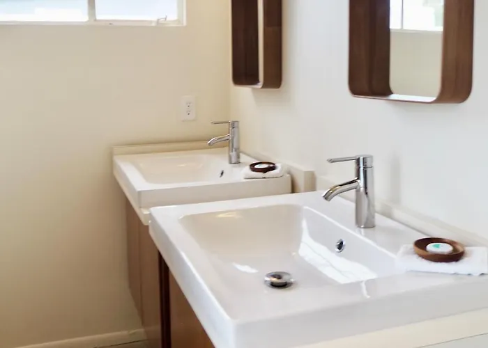 Holiday home 4 Bedroom By Asu Heated Pool And Hot Tub Tempe