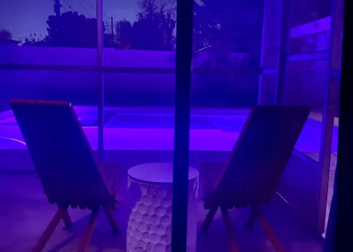Holiday home 4 Bedroom By Asu Heated Pool And Hot Tub *